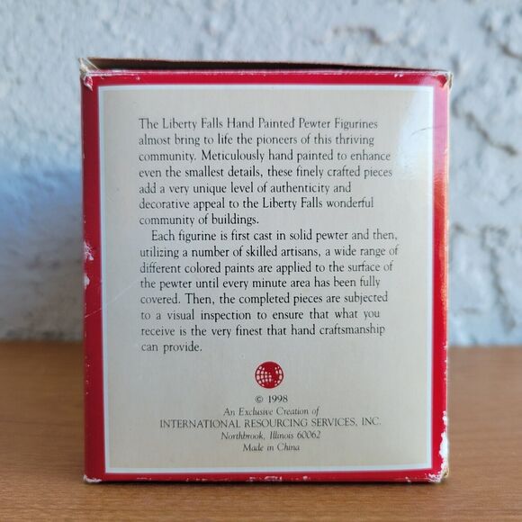 Liberty Falls all in one Miller family's shingle house with 5 handpainted pewter - Picture 14 of 14